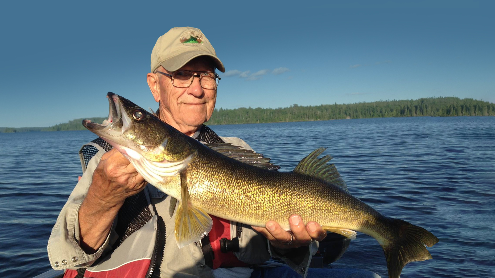 Forfaits de pêche à la perchaude — Cedar Lake Camp on 105 – Cedar Lake Camp on 105